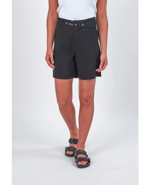 Knewe Olsen Short