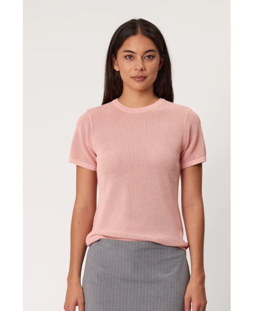 Remain Ayla Tee
