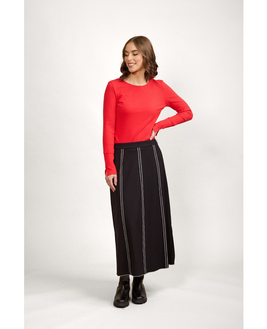 Knewe Frame Skirt