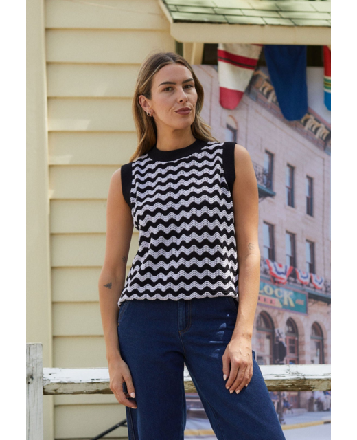 Thing Thing Squiggle Vest