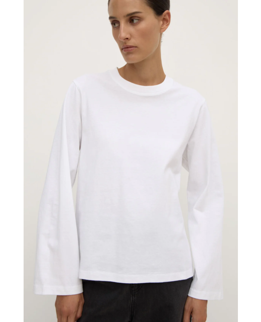 Assembly Label Dana Relaxed LS Tee