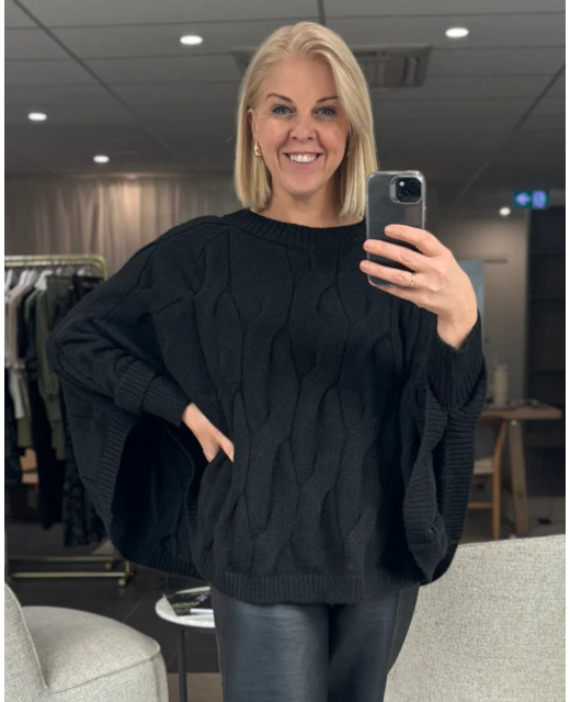 Stella + Gemma Cable Poncho