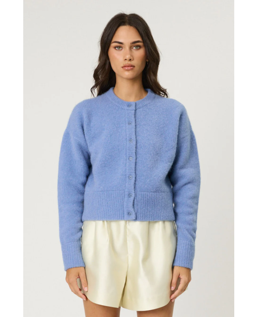 Remain Eva Cardi