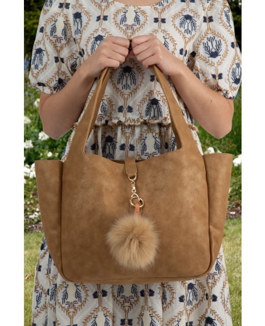 Curate Love Totes Bag