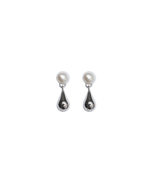 Boh Runga Droplet Moon Glow Studs