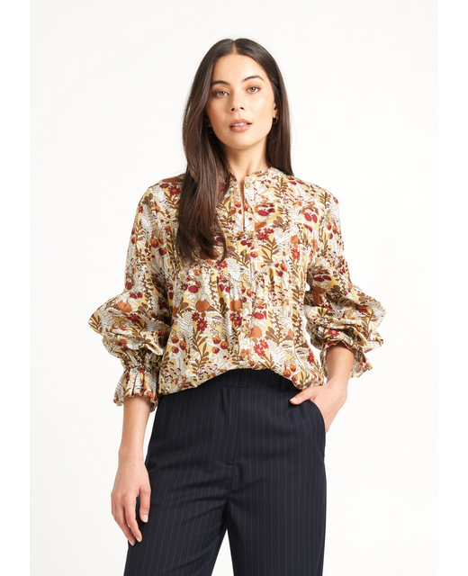 Tuesday Label Brady Top