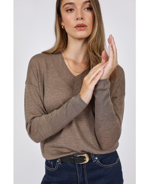 Marlow Alto Merino Wide V-Neck