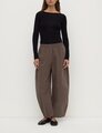 Assembly Label Lola Barrel Pant