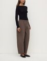 Assembly Label Lola Barrel Pant