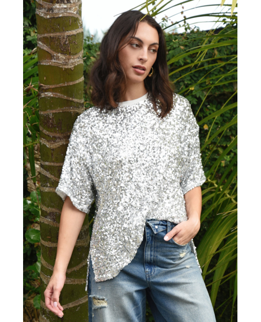 Cooper Shine Queens Top