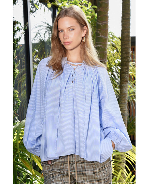 COOPER In Detail Top