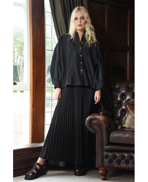 Curate In Skirt Of Time Skirt