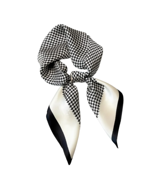 Carter Classic Houndstooth Scarf