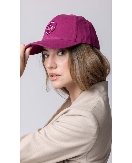 Dark Hampton Wintery Berry Cap